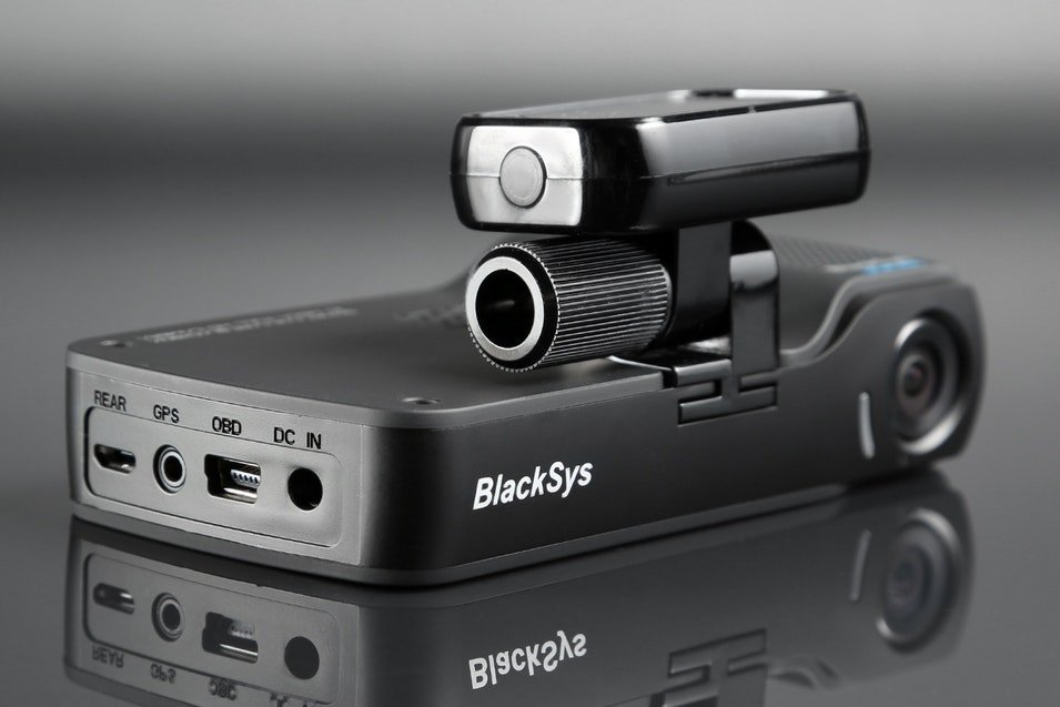 BlackSys CH-100B Dash Cam