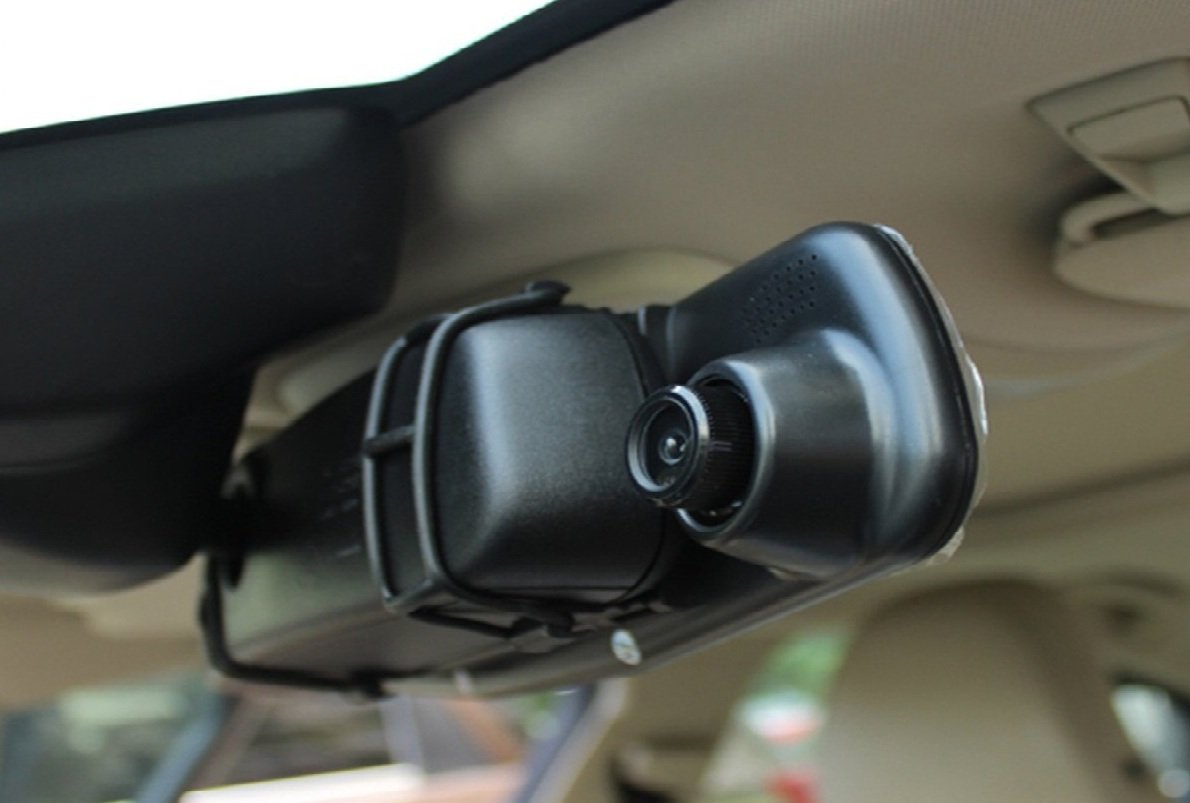 OUMAX Dual Dash Cam OUMAX Dual Dash Cam